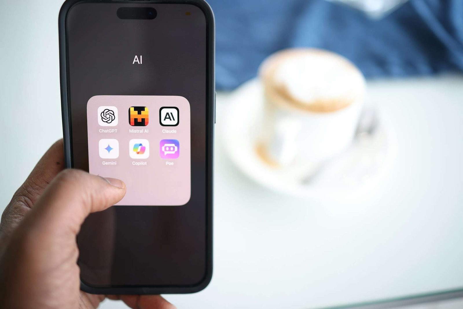4 Interesting Gen AI Applications to Know In 2024 Gen AI Applications