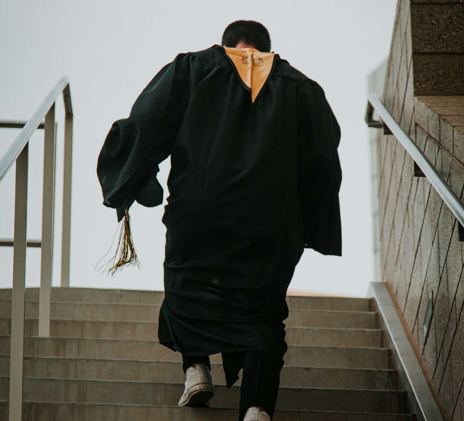 Differences between Undergrad and Grad School