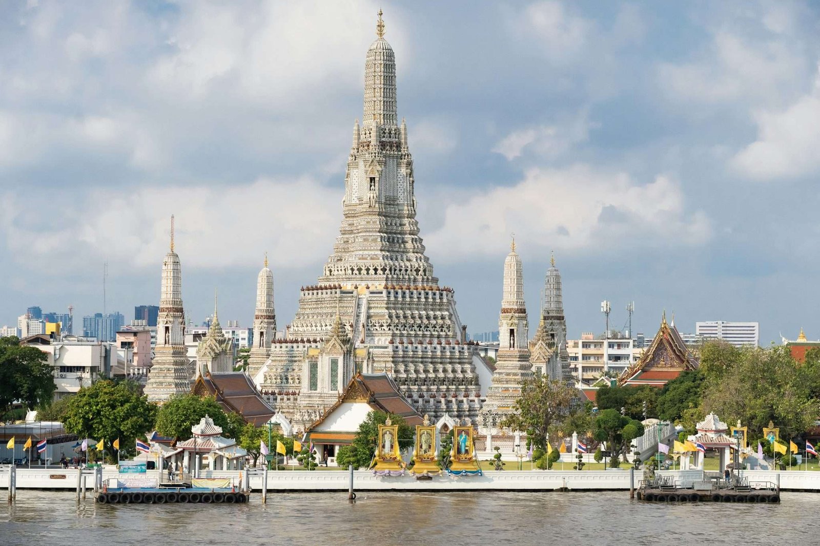 Five Universities in Bangkok for International Students